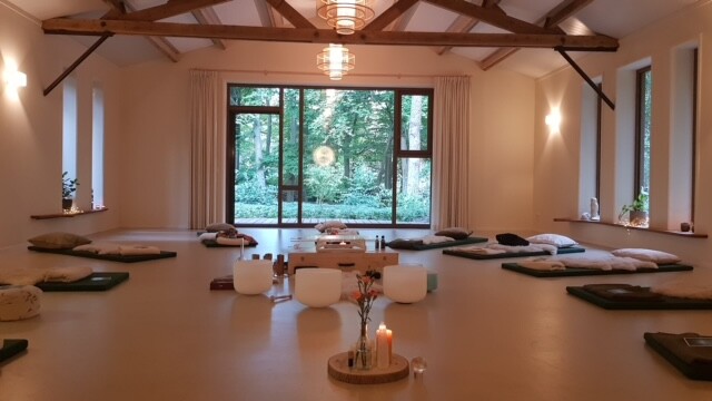 Crystal Sound Bath