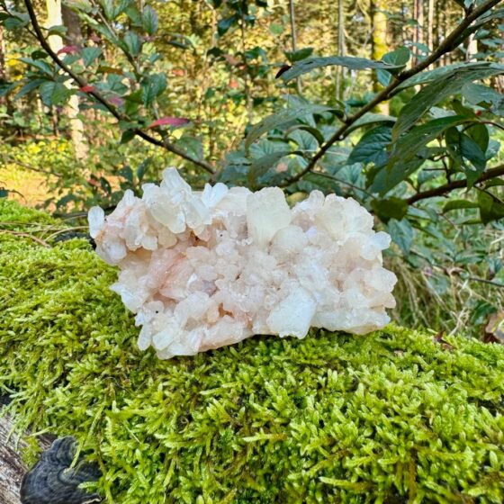 0368 Cluster van ruwe Calciet 2